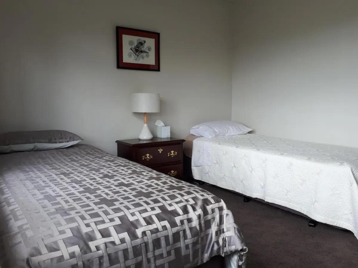 Apartamento Peaceful And Close To Town Whangarei Exterior foto